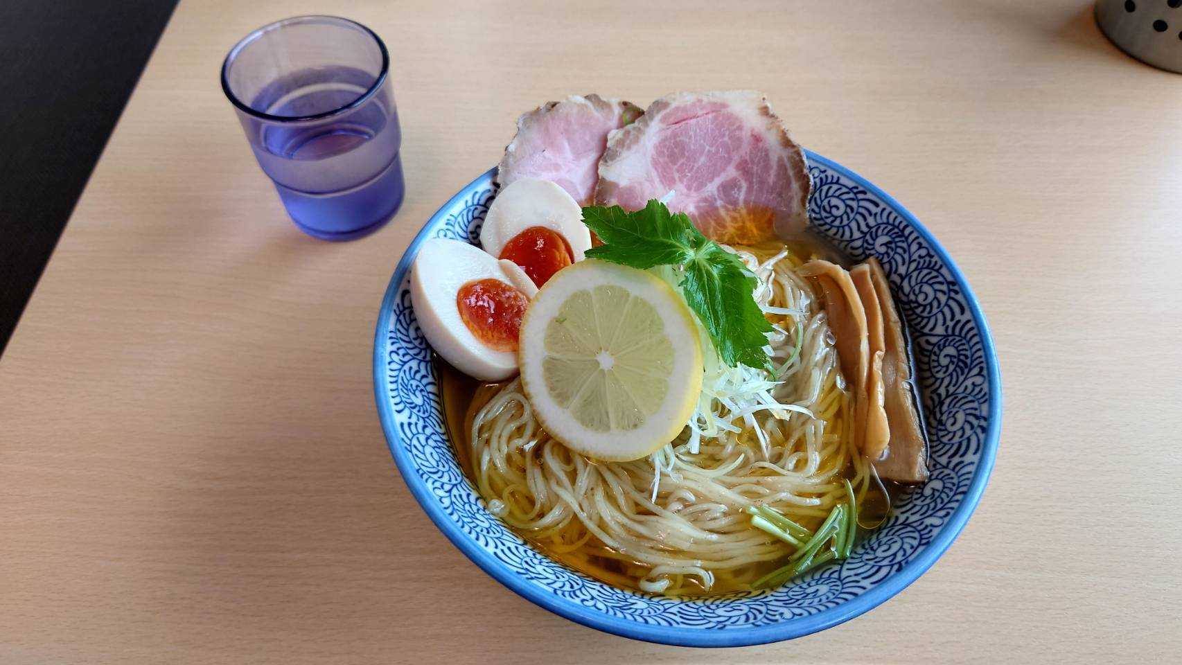 青森ランチ　弘前市外崎「中華蕎麦 自遊仁」7月限定冷やしラーメンを実食！｜街紹介ブログ｜おうち情報館